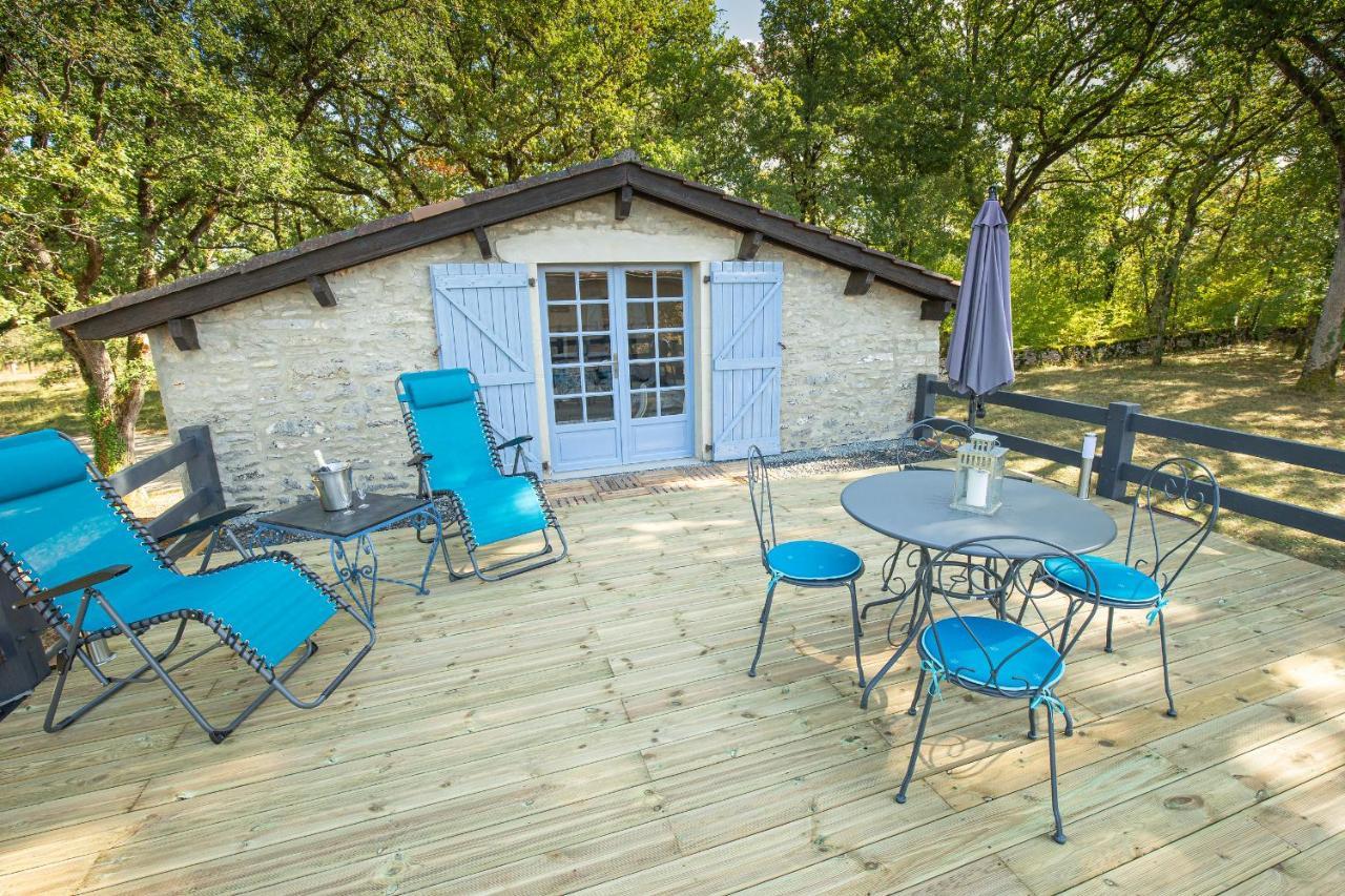 La Terrasse - A Peaceful Place In The Forest Concots Exterior photo